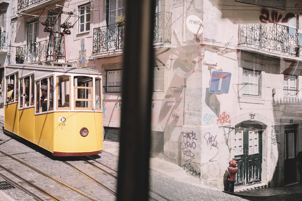 Bed and Breakfast Santa Bica Eat Drink & Sleep Lisboa Exteriér fotografie